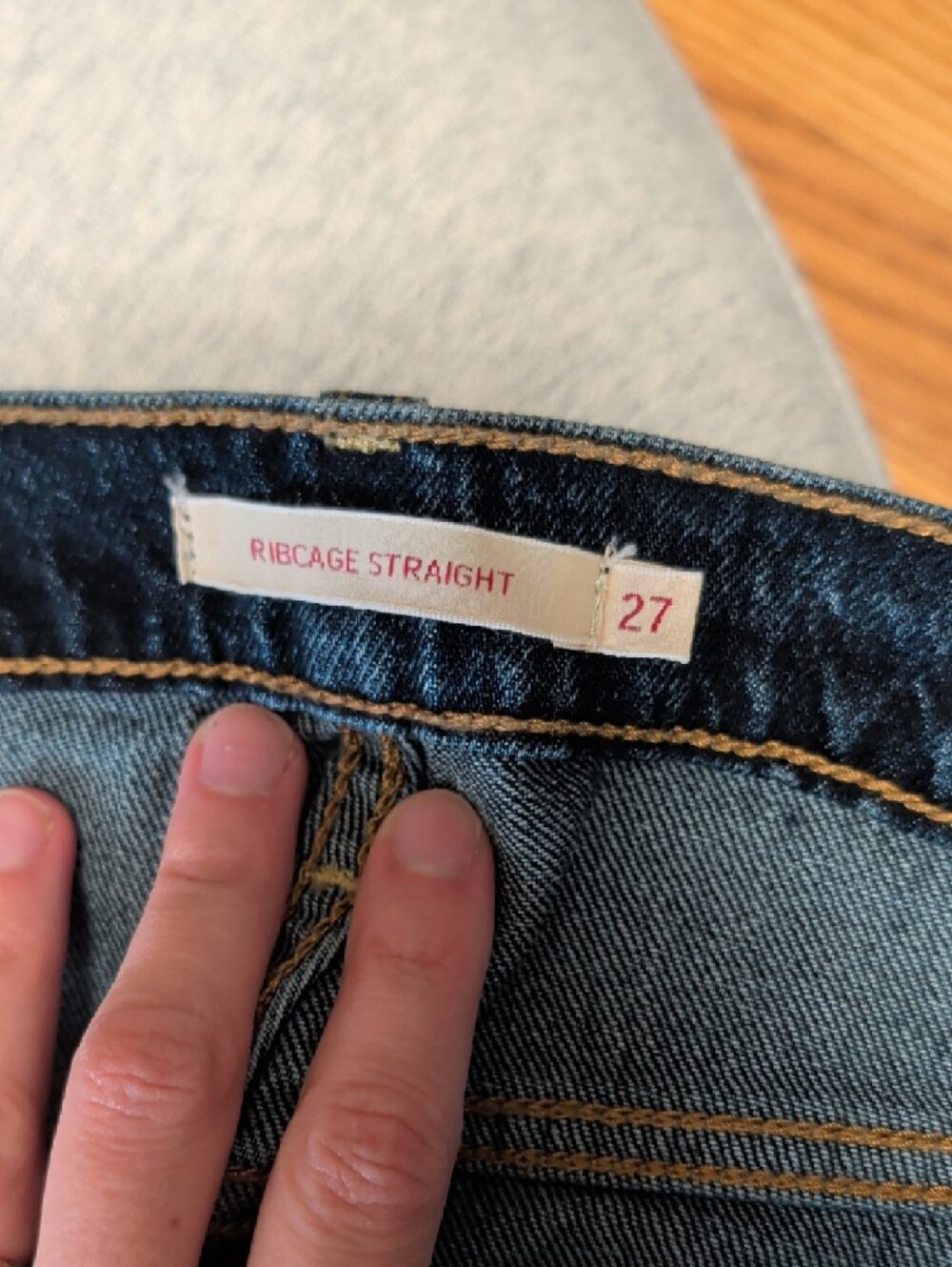 Levis Ribcage Straight - 27 - Picture 7 of 8